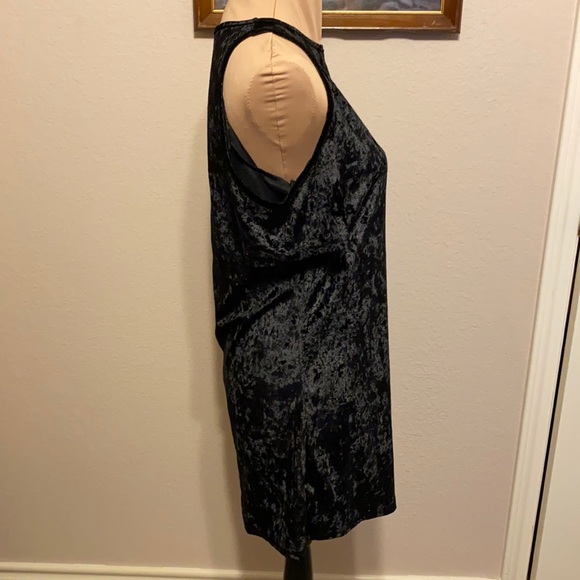 Black Velvet Cold Shoulder Dress/Long Top - Picture 3 of 6